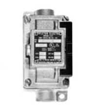 Explosionproof Pushbutton Control Station, Type Feed Through, Constructional Feature Explosionproof, Dust-Ignitionproof, Voltage Rating 600 VAC, Current Rating 10 Ampere, Number of Elements 1, Number of Circuits 1, Contact Configuration 1NO-1NC, Mome...