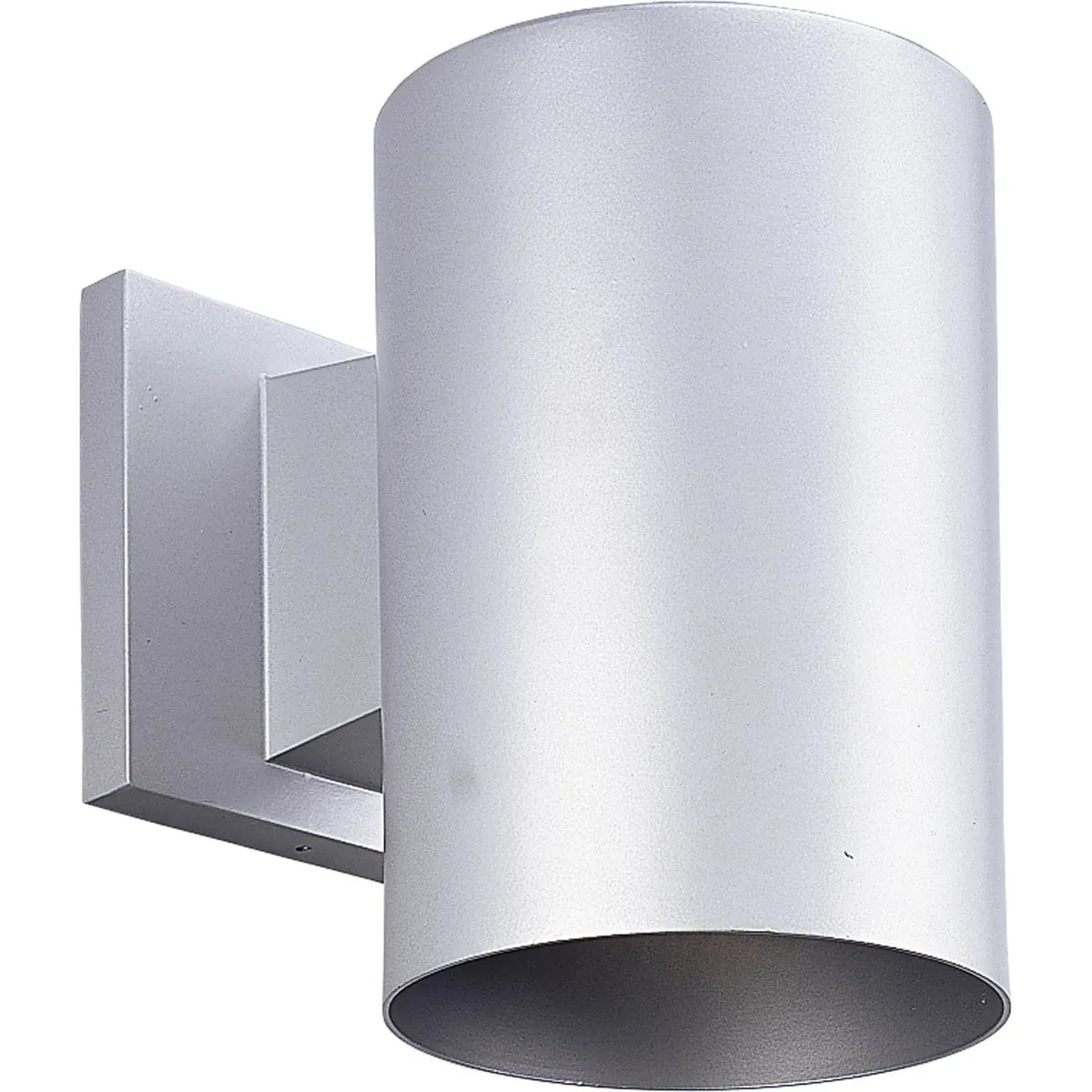 5 in LED wall cylinder/wall lantern in Metallic Gray. The P5674 Series are ideal for a wide variety of interior and exterior applications including residential and commercial. The Cylinders feature a 120V alternating current source and eliminates the need for a traditional LED driver. This modular approach results in an encapsulated luminaire that unites performance, cost and safety benefits. With over 484 lumens the LED Cylinders unite performance, energy savings and safety benefits.