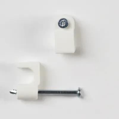 PECO FASTENERS 1/4 CO-AXIAL STAPLE - WHITE 100 PER JAR