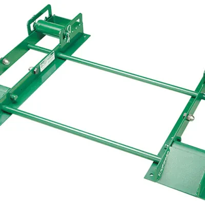 Reel Roller Kit 6".  Includes 2 39661 rollers and 1 39664 spreader kit.  Heavy-duty welded steel construction.  Built-in loading ramps.  Adjustable to various reel widths and diame...