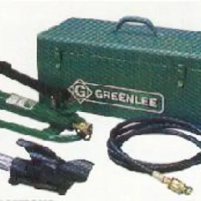 Hydraulic Cable Bender with 1725 foot pump, high pressure hose unit and storage box.  One-shot bends up to 90°, automatically unloads cable.  Compact design bends in tight places....
