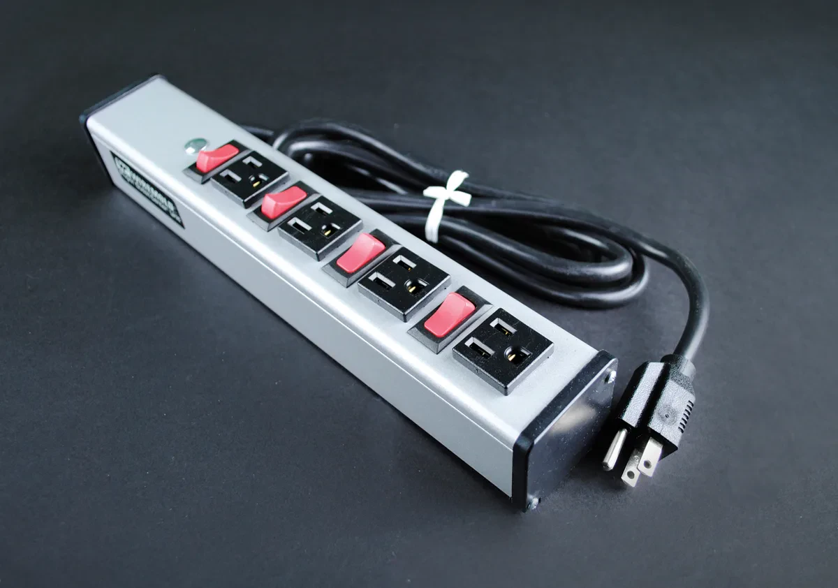 WM UL215BD