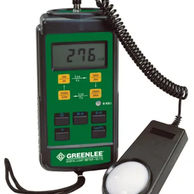 Measures incandescent, fluorescent, metal halide, high-pressure sodium and halogen lamp output.     Color and cosine-corrected for enhanced accuracy.     Measures up to 50,000 lux....