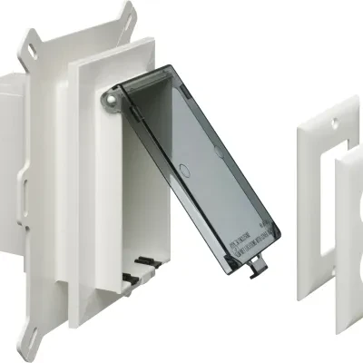 Low profile Inbox for new vinyl siding construction. Vertical with weatherproof while in use Extra Duty clear cover.