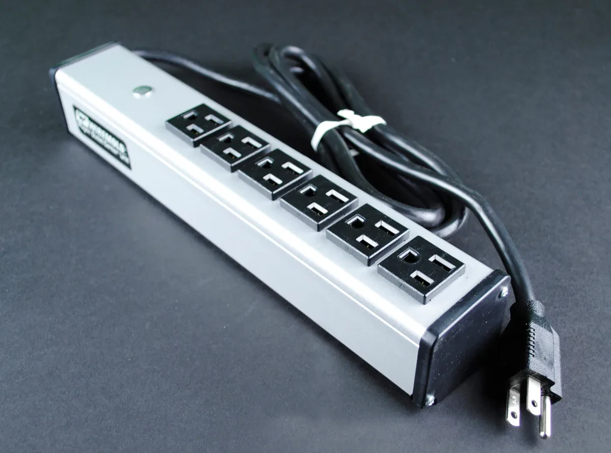 WM UL206BD